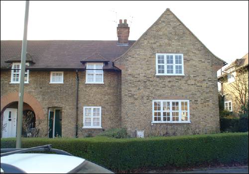 13-15 Asmuns Place